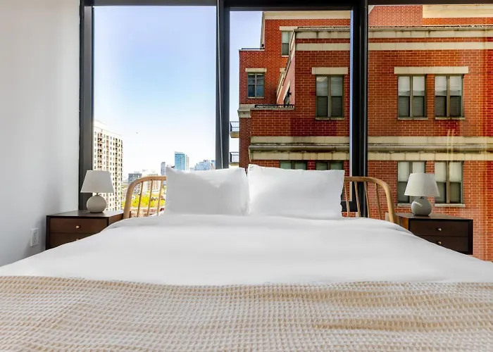 Blueground Station Pool Nr Grant Park Chi-1243 Appartement *